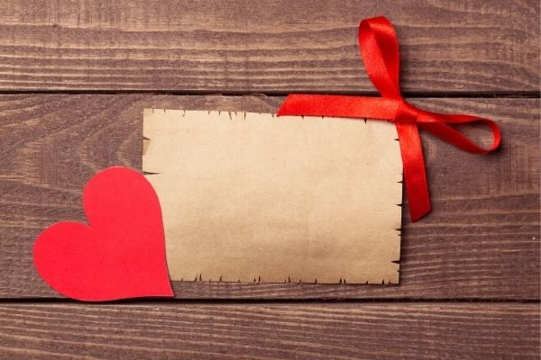 leave love notes for how to make Valentine's Day special