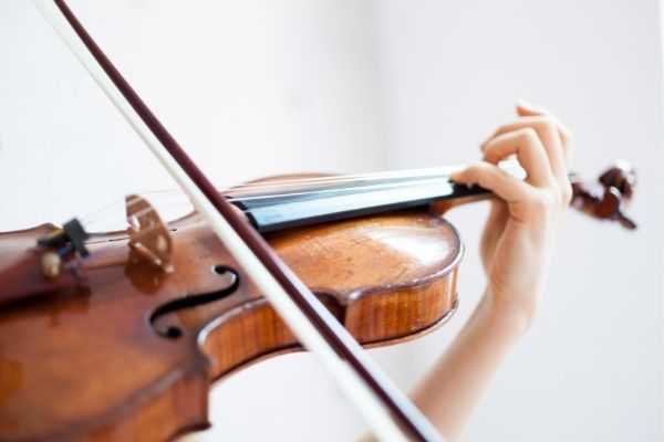 learn an instrument: hobbies for women in their 30s