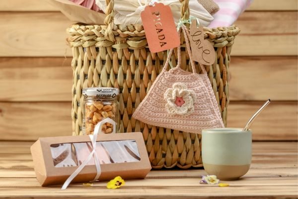 breakfast family fun gift baskets and ideas