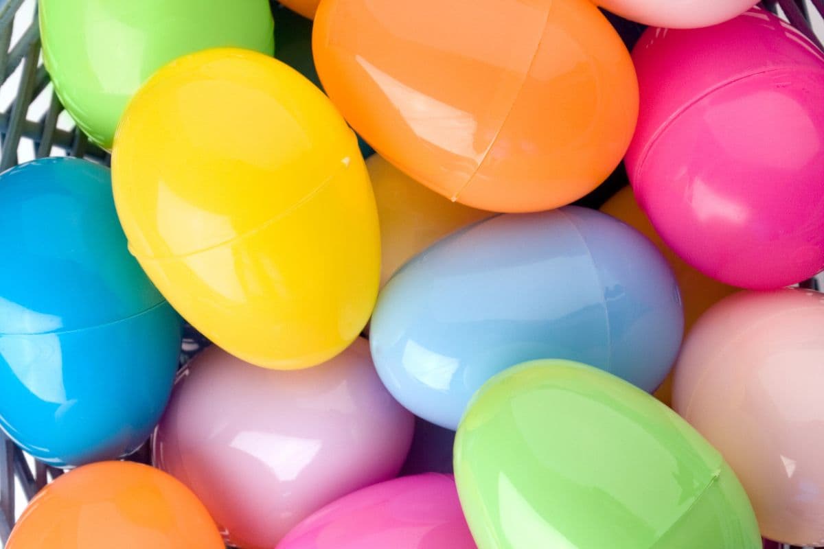 2024 non candy Easter egg fillers ideas for teens, adults, kids