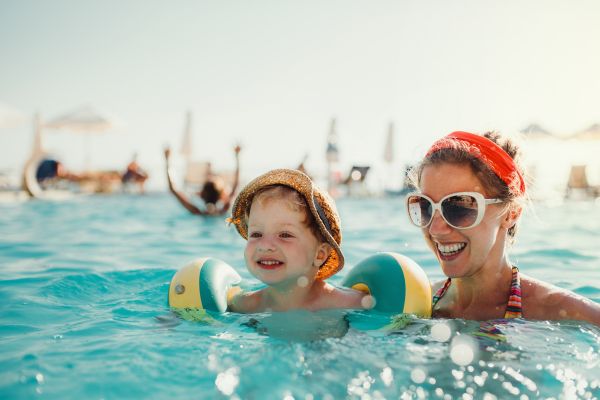 mum mother and son date ideas, outing at the pool