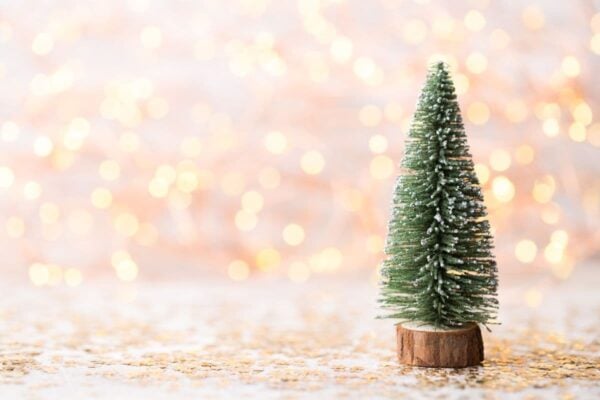 Best Christmas conversation starters for kids and adults, featured image