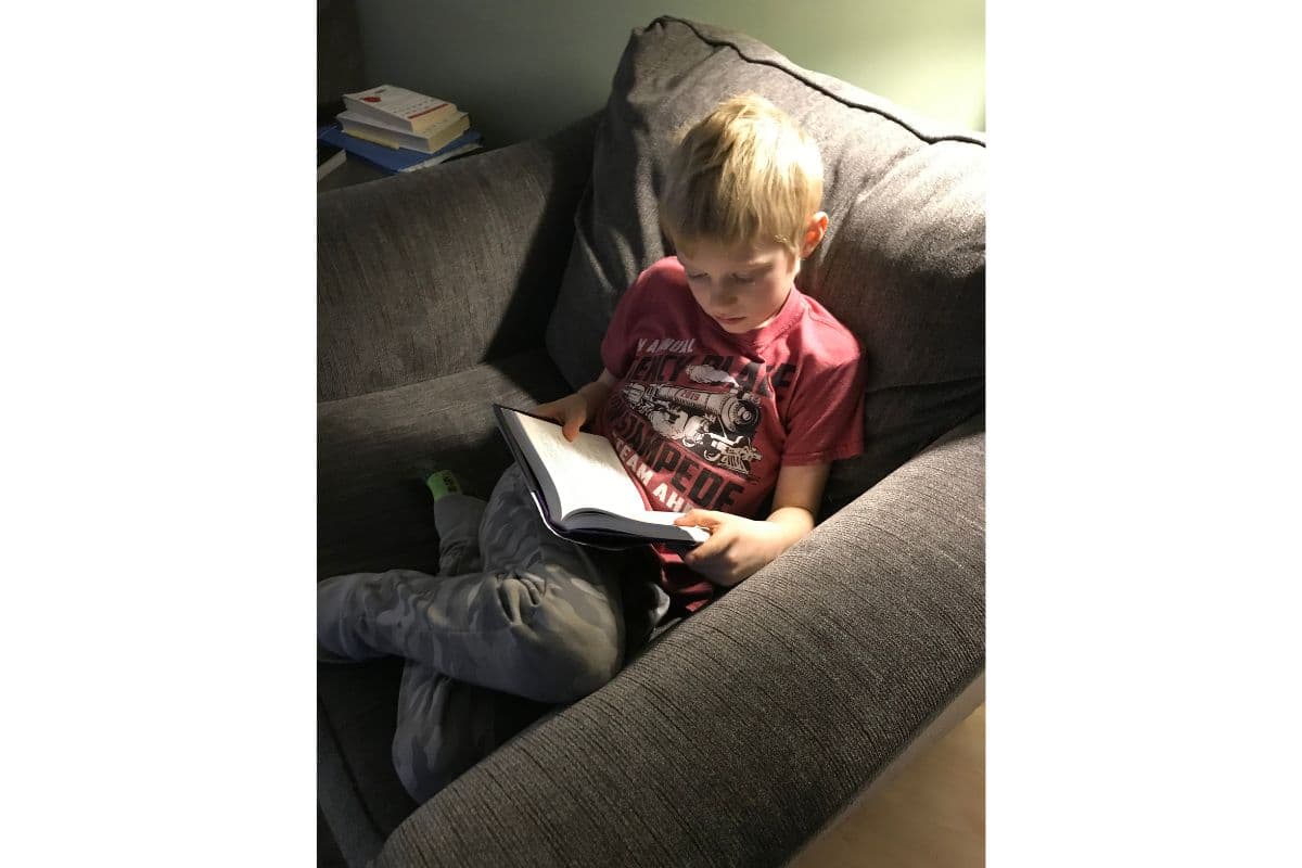 10 year old boy reading