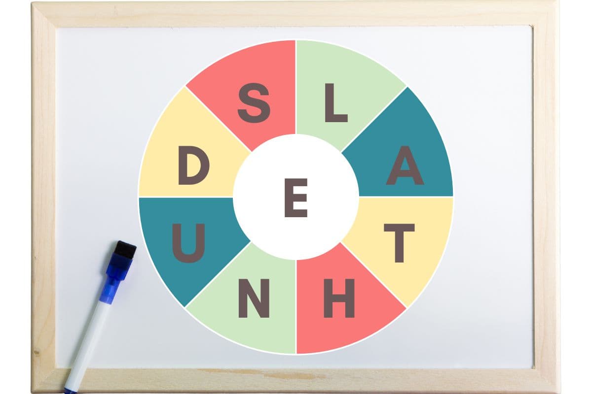 easy word wheel puzzle, games to play on whiteboards in the classroom; guess the word