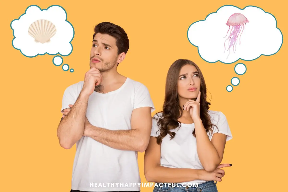 two people thinking in 5 seconds, step on in sand