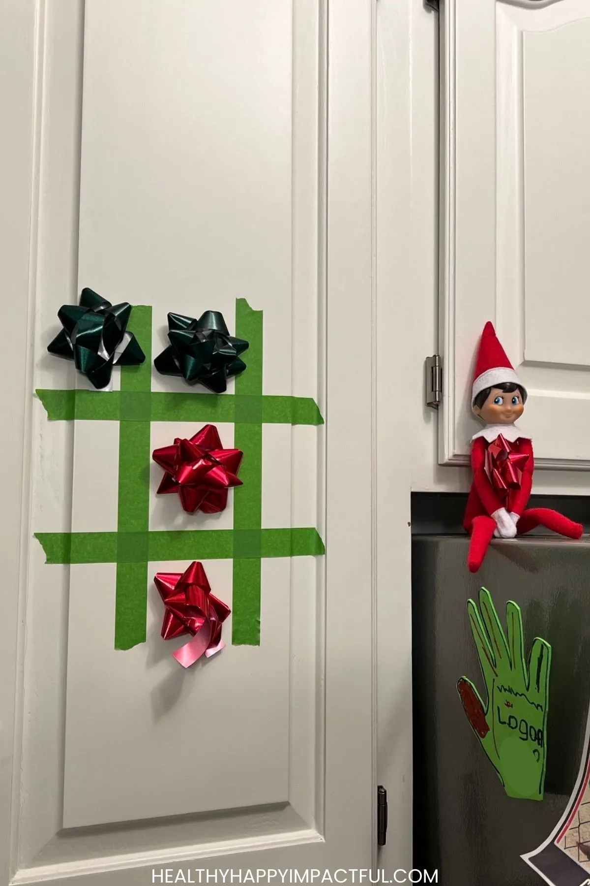 elf tic tac toe game