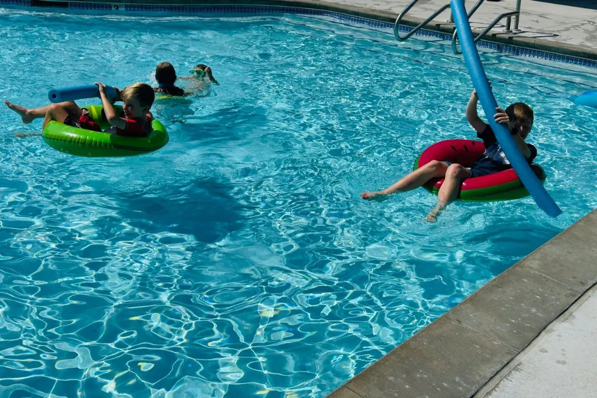 fun swimming pool games floatie race for kids, teens, adults to play